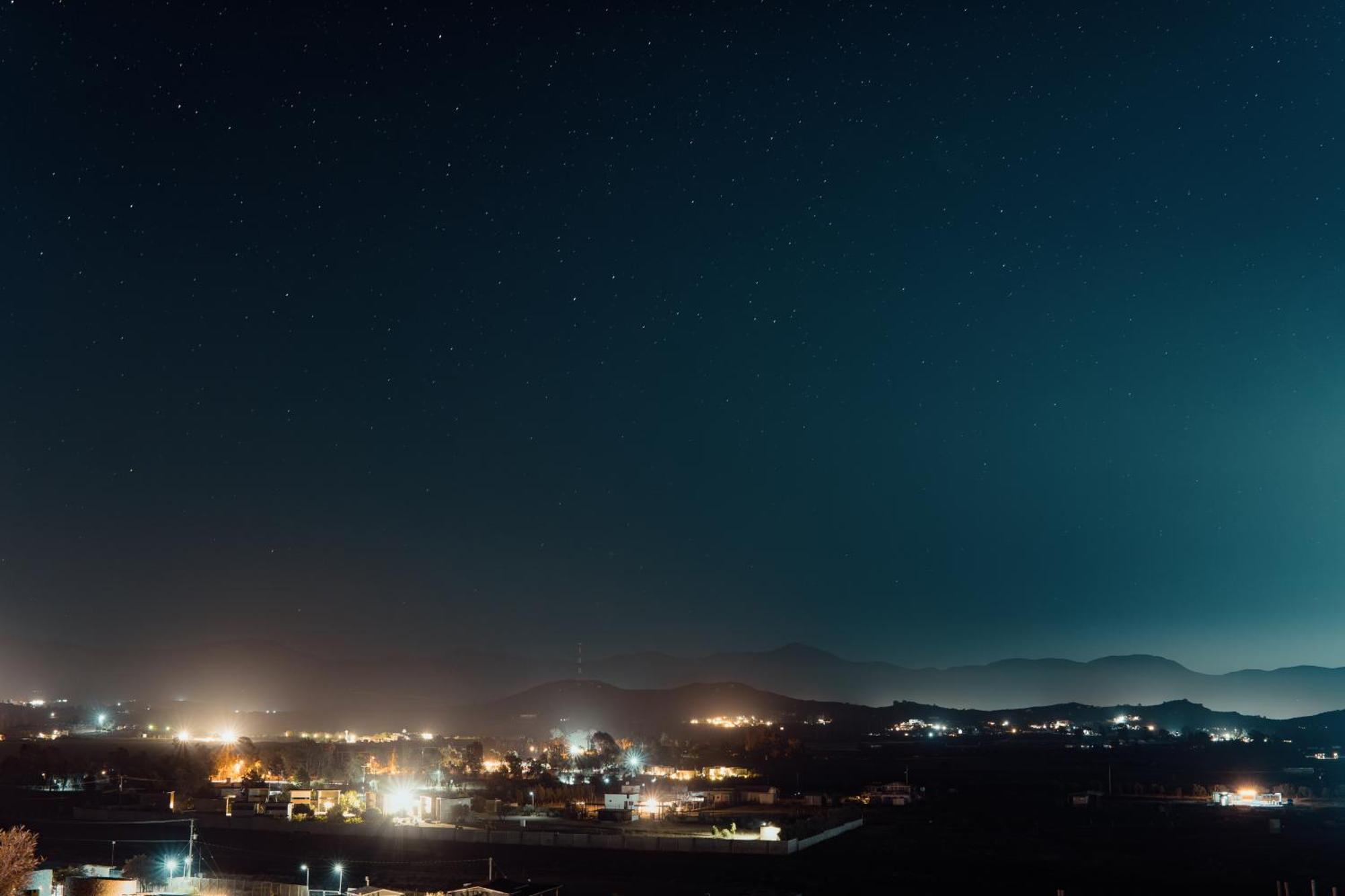 Bajo Estrellas Hotel Contemporaneo バジェ・デ・グアダルーペ エクステリア 写真