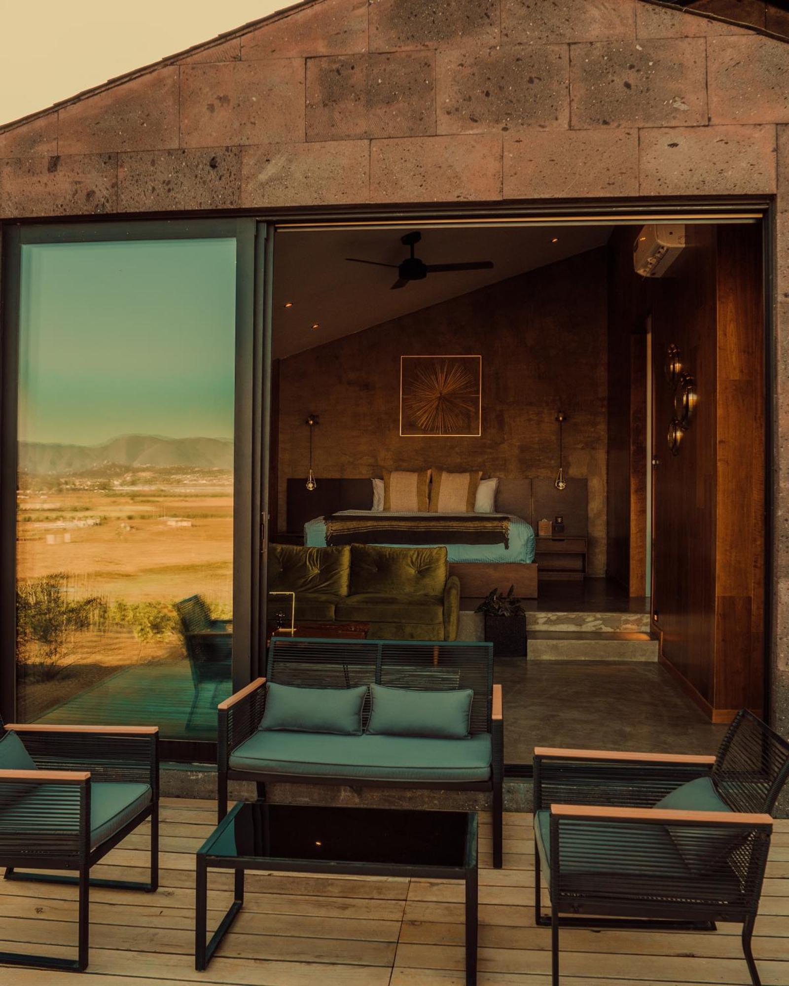 Bajo Estrellas Hotel Contemporaneo バジェ・デ・グアダルーペ エクステリア 写真