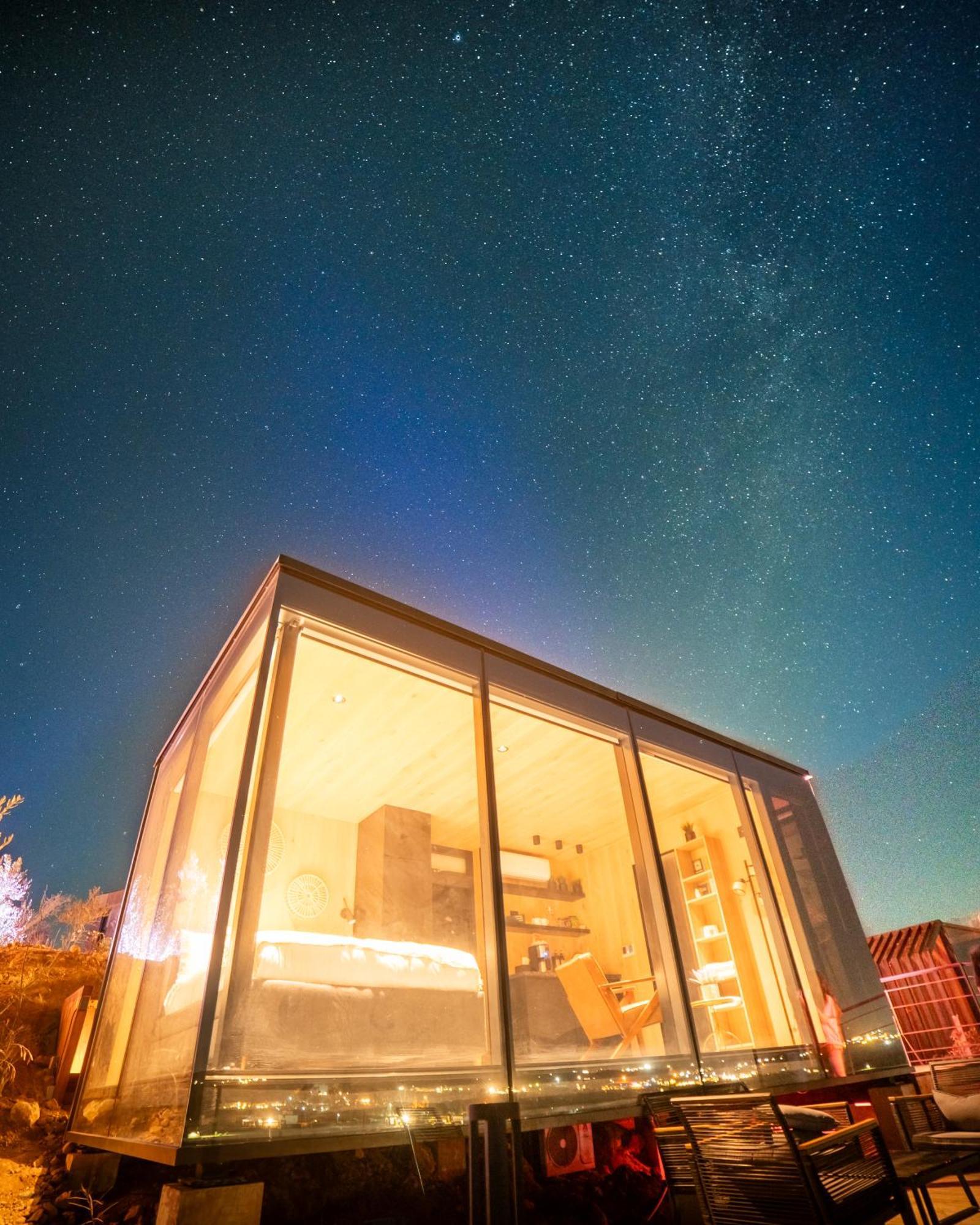 Bajo Estrellas Hotel Contemporaneo バジェ・デ・グアダルーペ エクステリア 写真